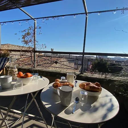 The Sunny - P2 With Terrace - Centre Apartment *