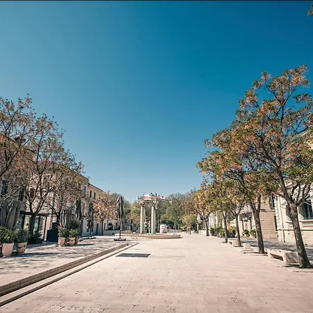 The Sunny - P2 With Terrace - Centre Nimes
