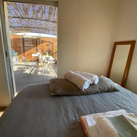 The Sunny - P2 With Terrace - Centre Apartment